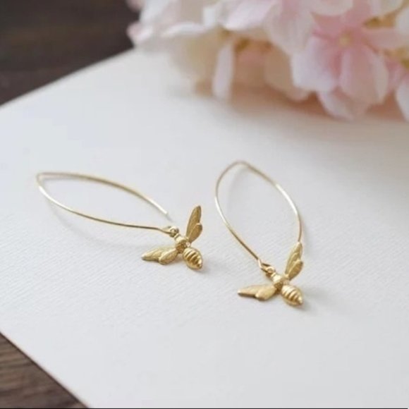Honey Bee Dangle Earrings - Picture 2 of 2